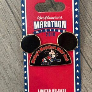 Walt Disney World 2010 Marathon Mickey Mouse Limited Release Pin